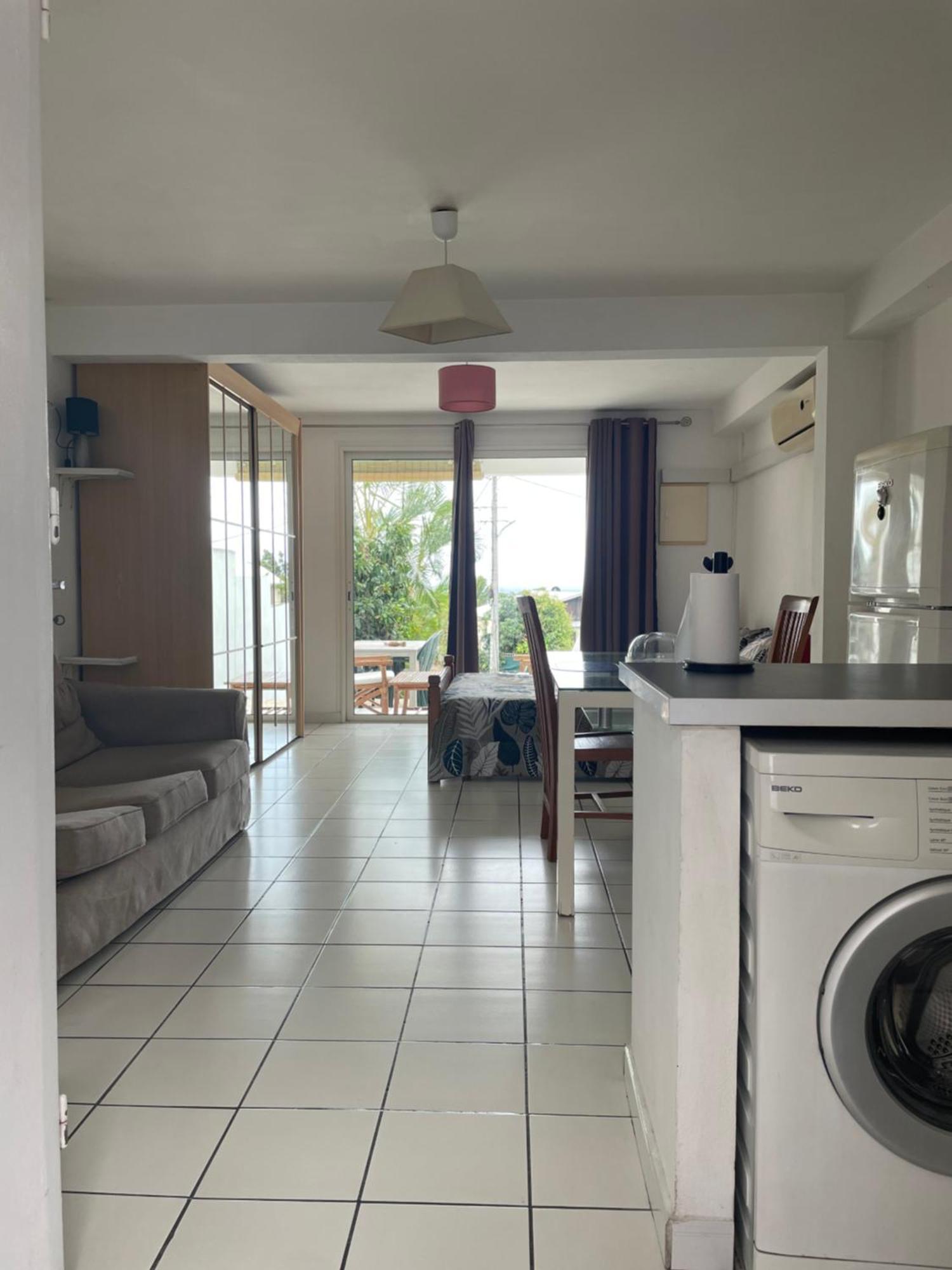 Studio 40M2 Saint Gilles Les Bains ภายนอก รูปภาพ